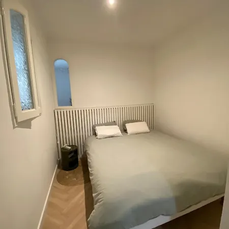 T2 Hypercentre à * Ajaccio (Corsica)