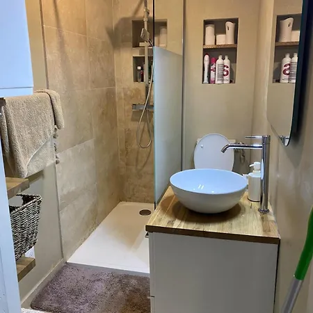 T2 Hypercentre à * Ajaccio (Corsica)