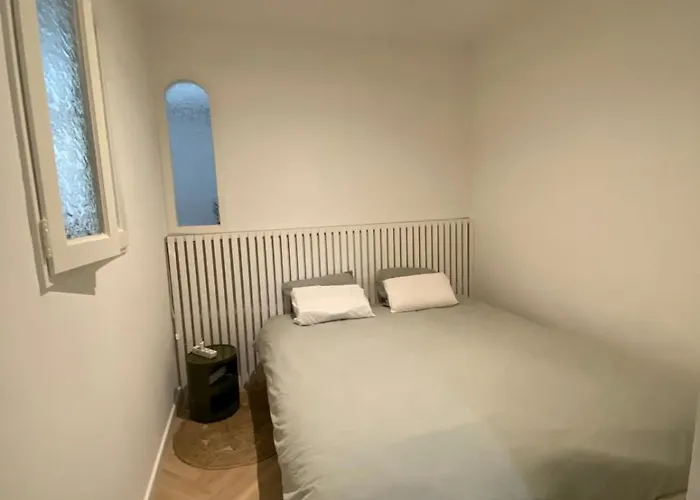 T2 Hypercentre à * Ajaccio (Corsica)